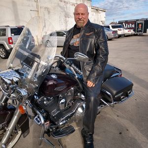 Meet your Posher, Roy